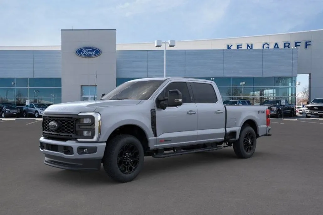 2025 Ford F-350 Lariat photo 1
