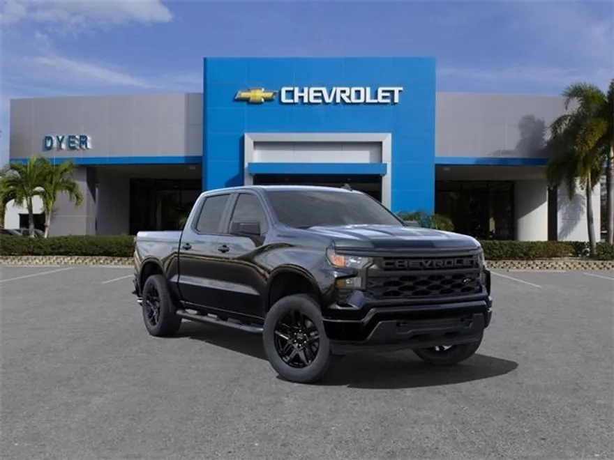 2025 Chevrolet Silverado 1500 Custom photo 1