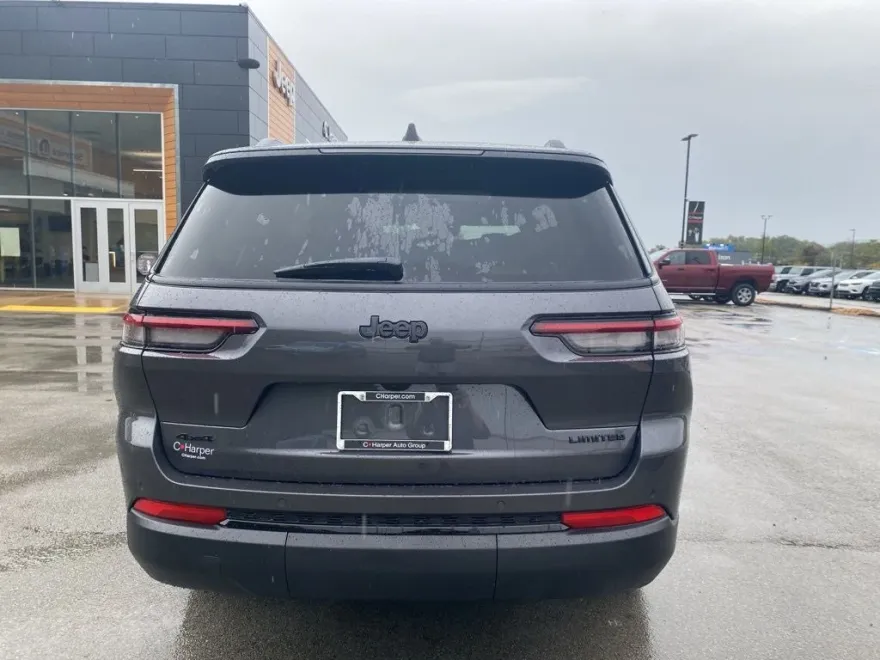 2025 Jeep Grand Cherokee Limited photo 1
