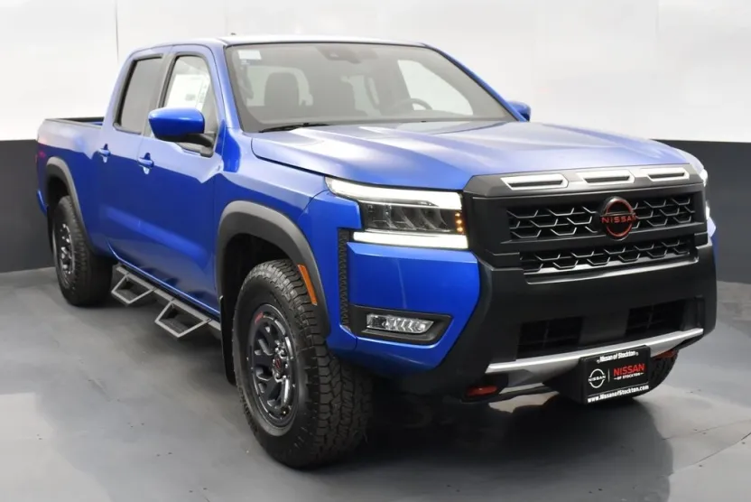 2025 Nissan Frontier PRO-4X photo 1