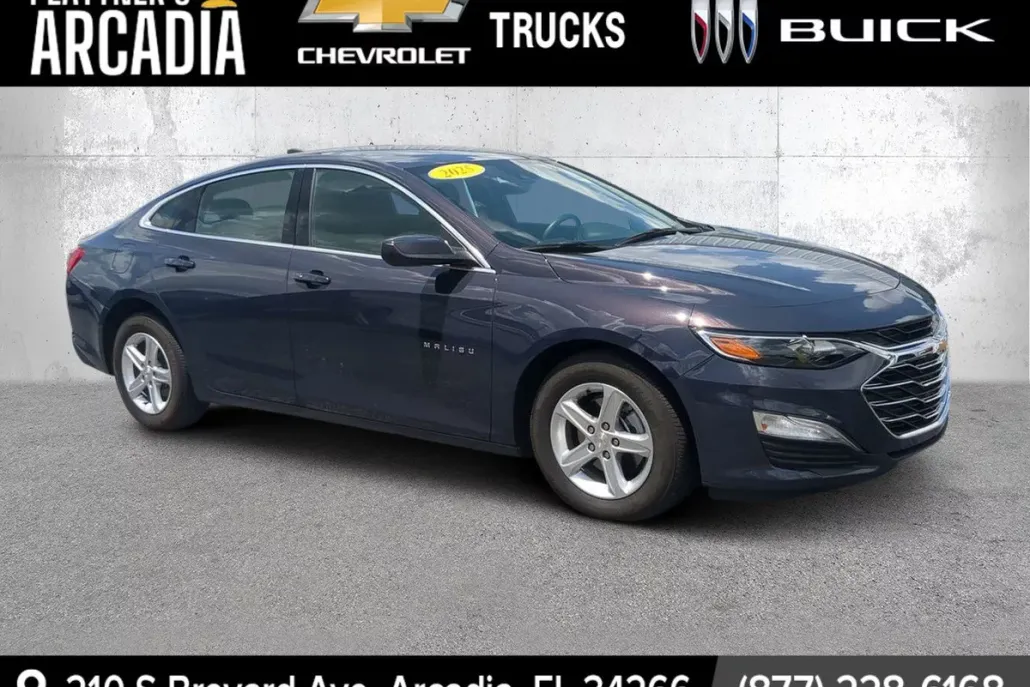 2025 Chevrolet Malibu LS photo 1