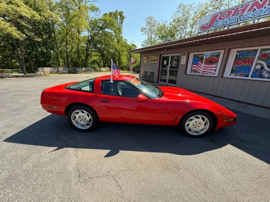 1995 Chevrolet Corvette Base photo 1