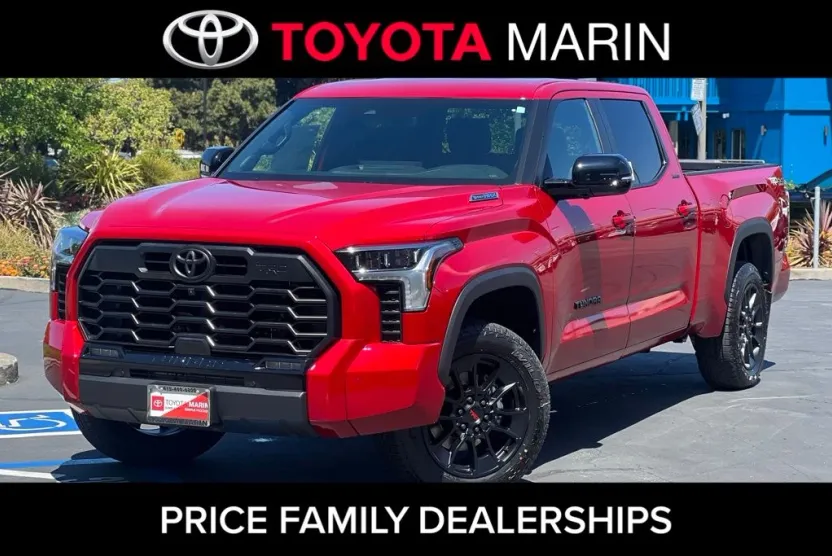 2025 Toyota Tundra Limited CrewMax photo 1