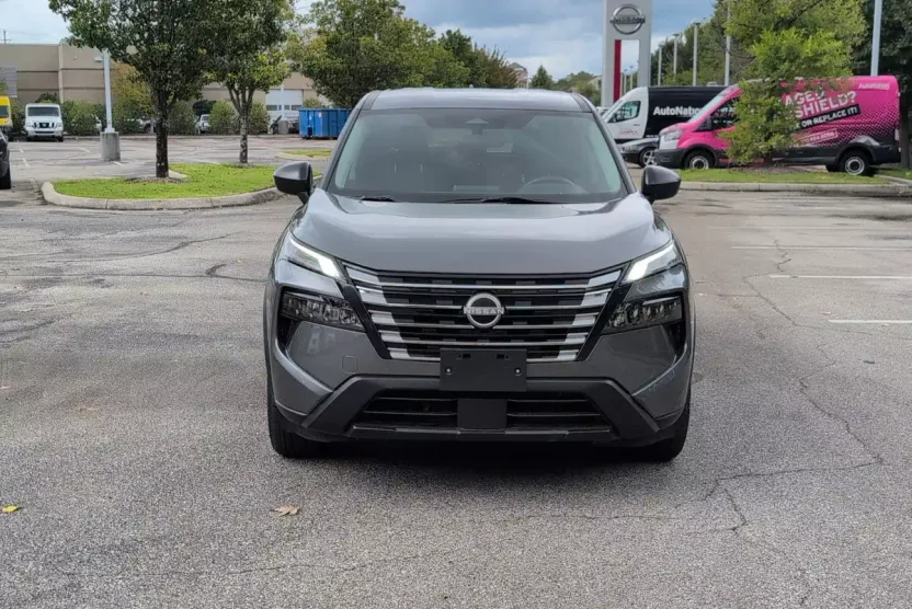 2024 Nissan Rogue S photo 1