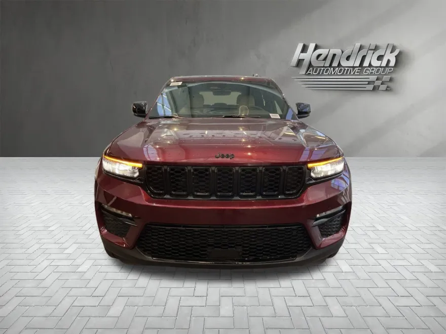 2025 Jeep Grand Cherokee Limited photo 1