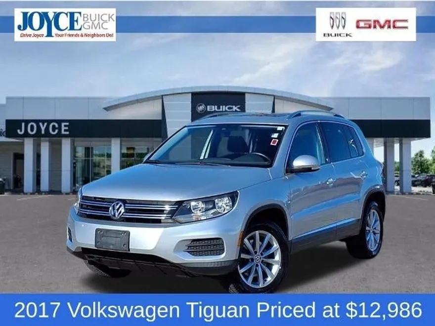 2017 Volkswagen Tiguan Wolfsburg Edition photo 1