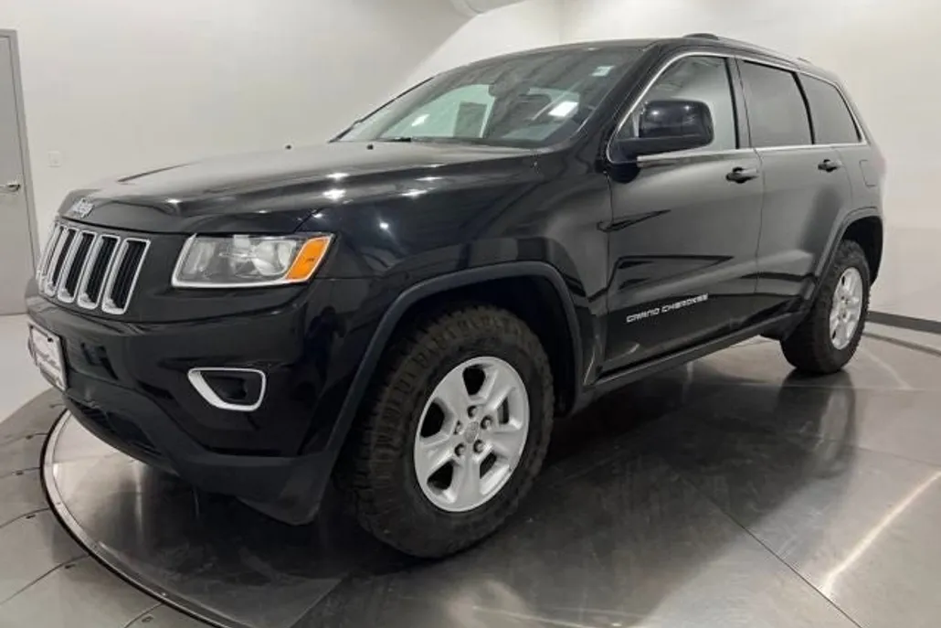 2015 Jeep Grand Cherokee Laredo photo 1