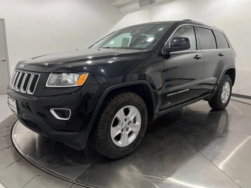 2015 Jeep Grand Cherokee Laredo photo 1