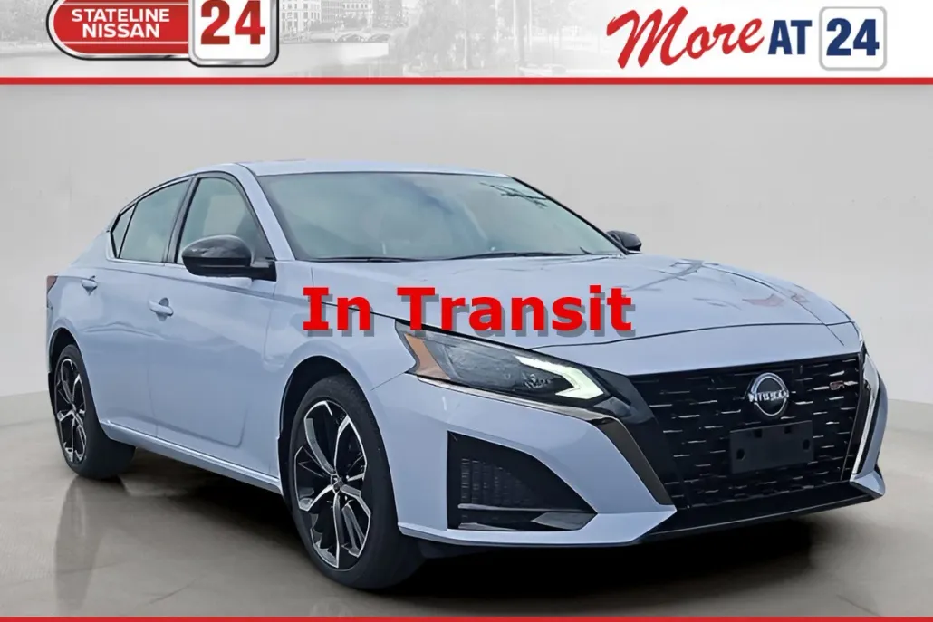 2025 Nissan Altima SR photo 1