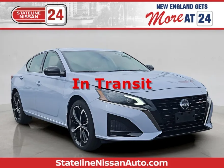 2025 Nissan Altima SR photo 1