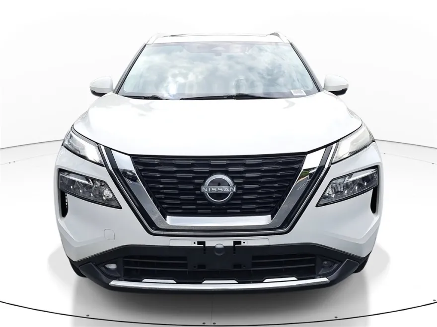 2023 Nissan Rogue SV photo 1