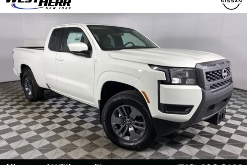 2025 Nissan Frontier SV photo 1