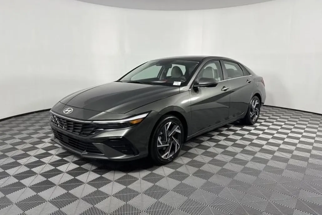 2025 Hyundai Elantra Hybrid Limited photo 1