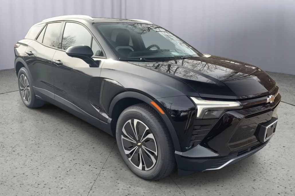2025 Chevrolet Blazer EV photo 1