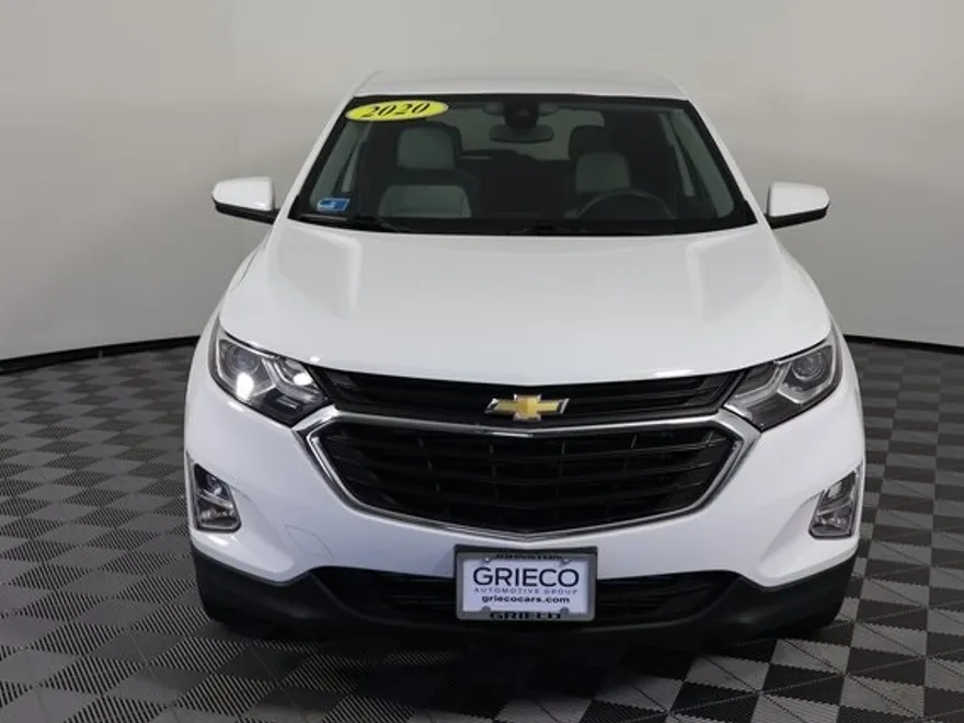 2020 Chevrolet Equinox LT photo 1