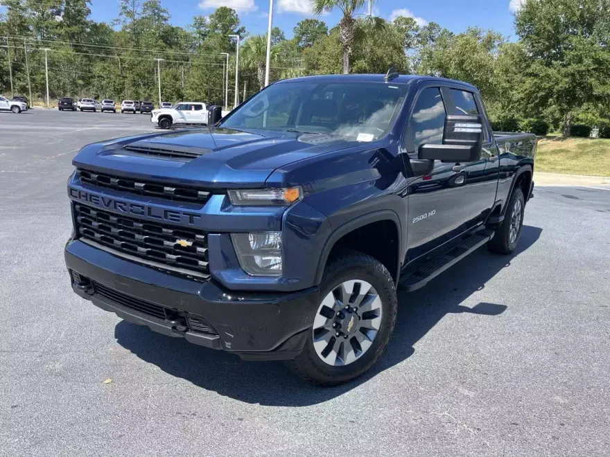 2022 Chevrolet Silverado 2500HD Custom photo 1