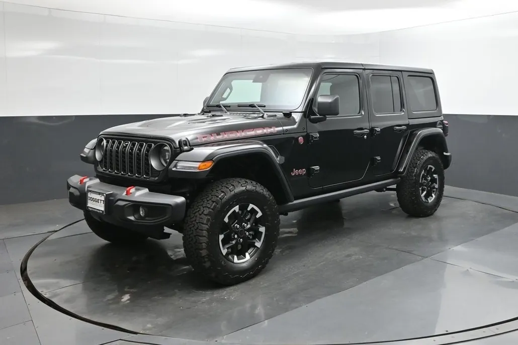 2025 Jeep Wrangler Rubicon photo 1