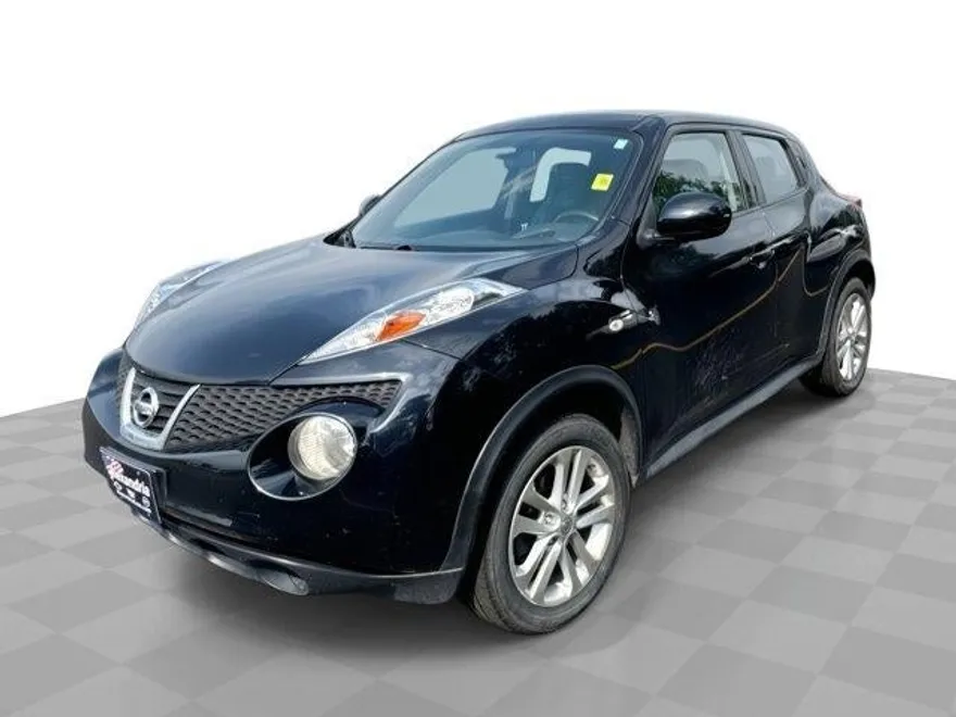 2014 Nissan Juke S photo 1