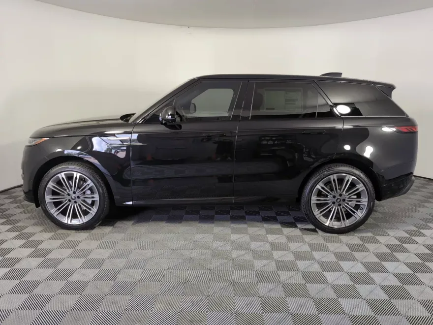 2025 Land Rover Range Rover Sport P530 Dynamic SE photo 1