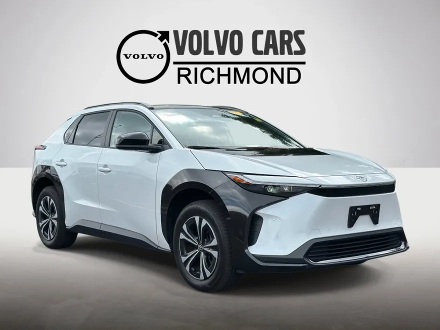 2024 Toyota bZ4X XLE photo 1