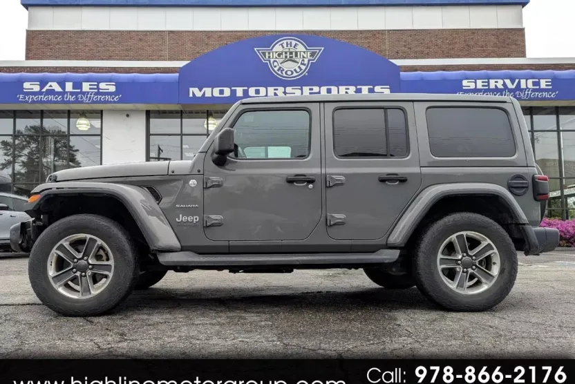 2020 Jeep Wrangler Unlimited Sahara photo 1