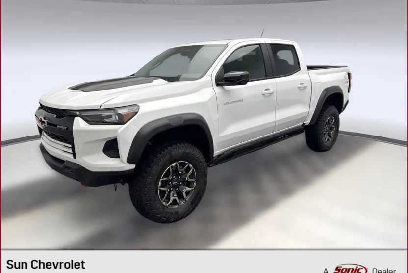 2026 Chevrolet Colorado ZR2 photo 1