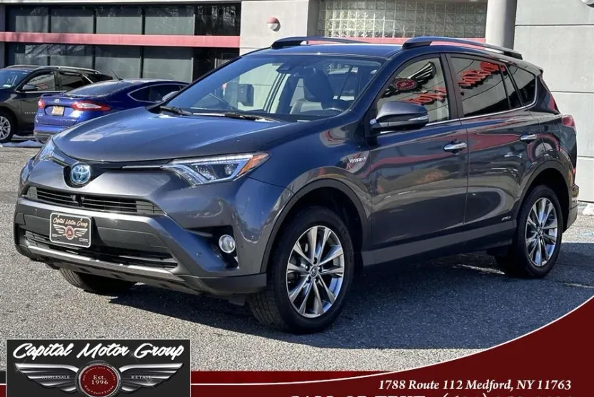 2018 Toyota RAV4 Hybrid Limited photo 1