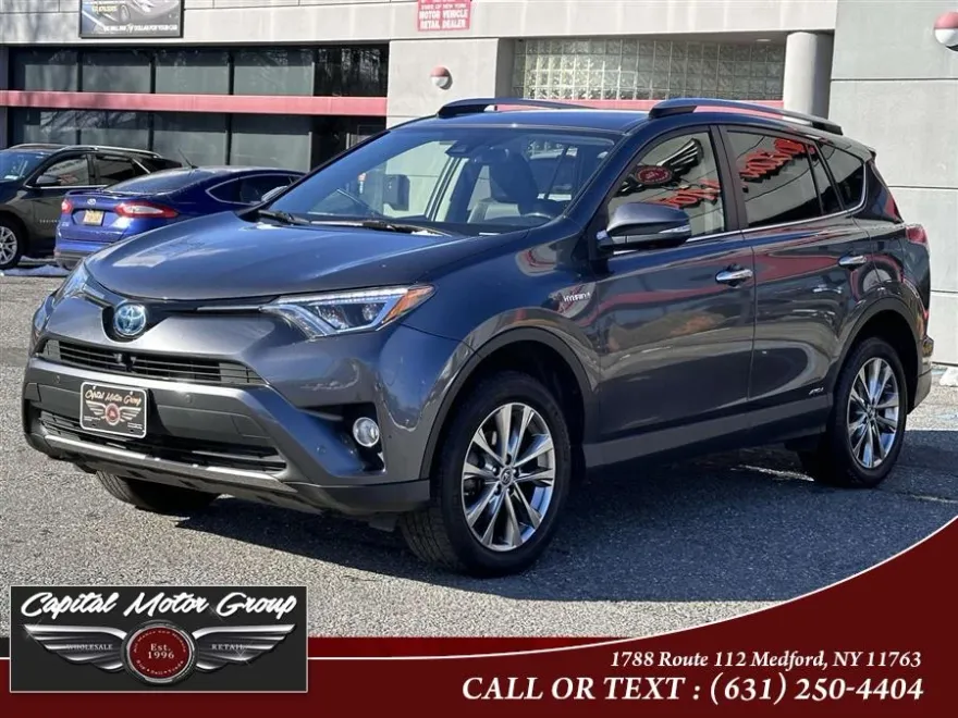 2018 Toyota RAV4 Hybrid Limited photo 1