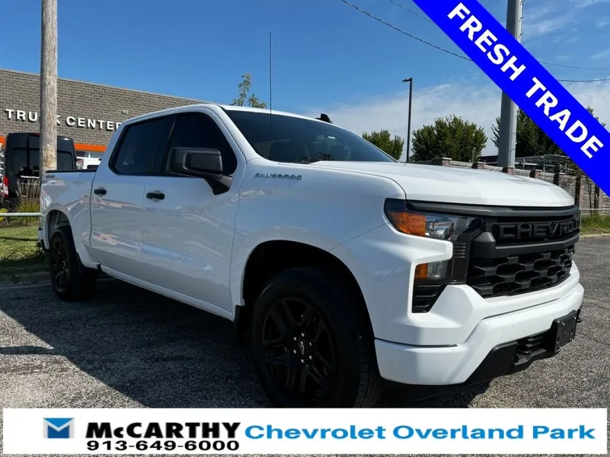 2024 Chevrolet Silverado 1500 Custom photo 1