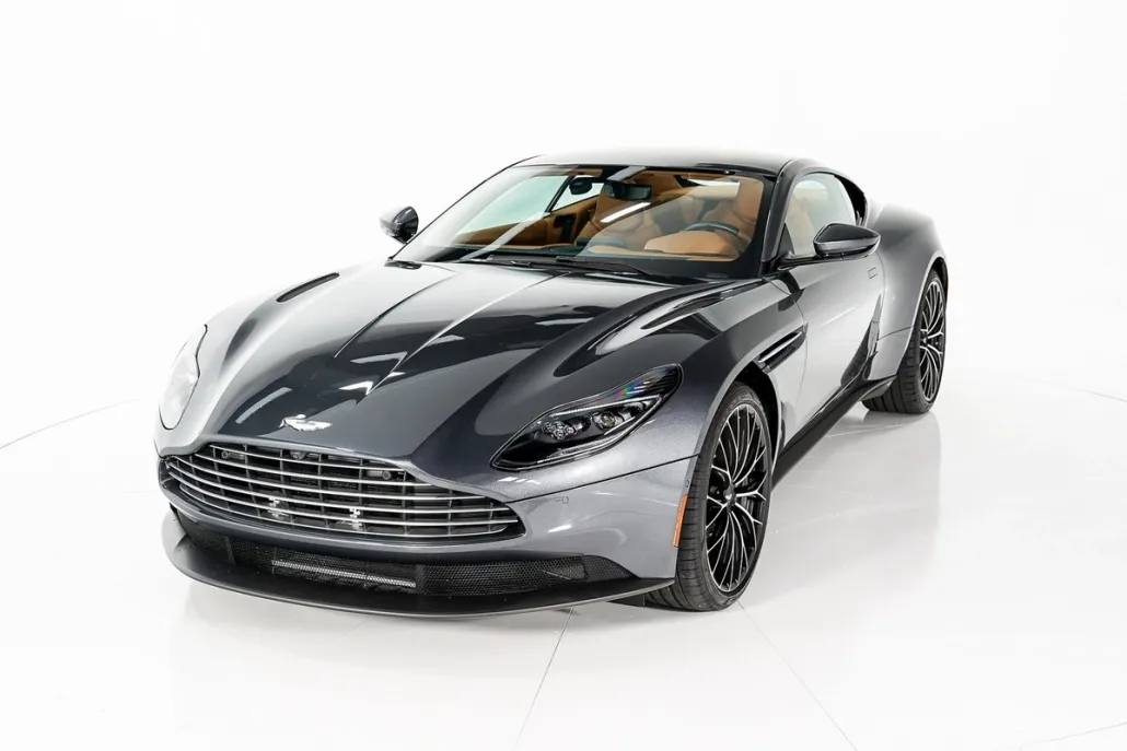 2023 Aston Martin DB11 photo 1
