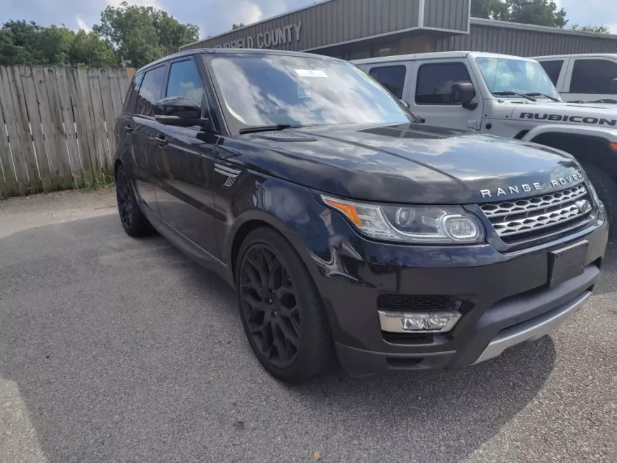 2017 Land Rover Range Rover Sport HSE photo 1