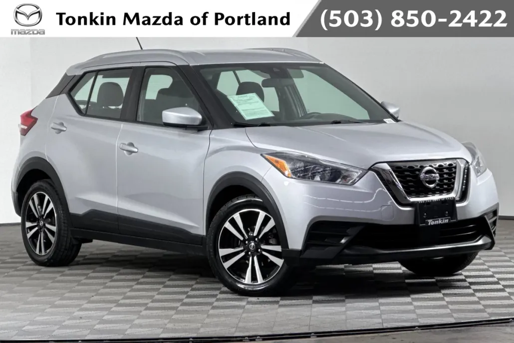 2020 Nissan Kicks SV photo 1