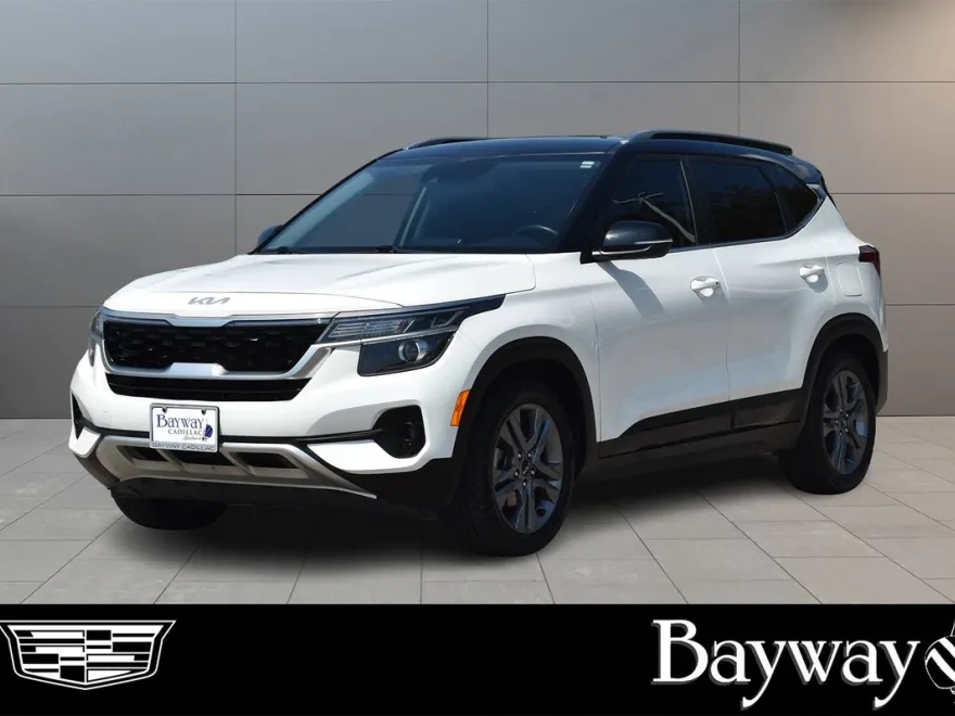 2022 Kia Seltos S Nightfall Edition photo 1