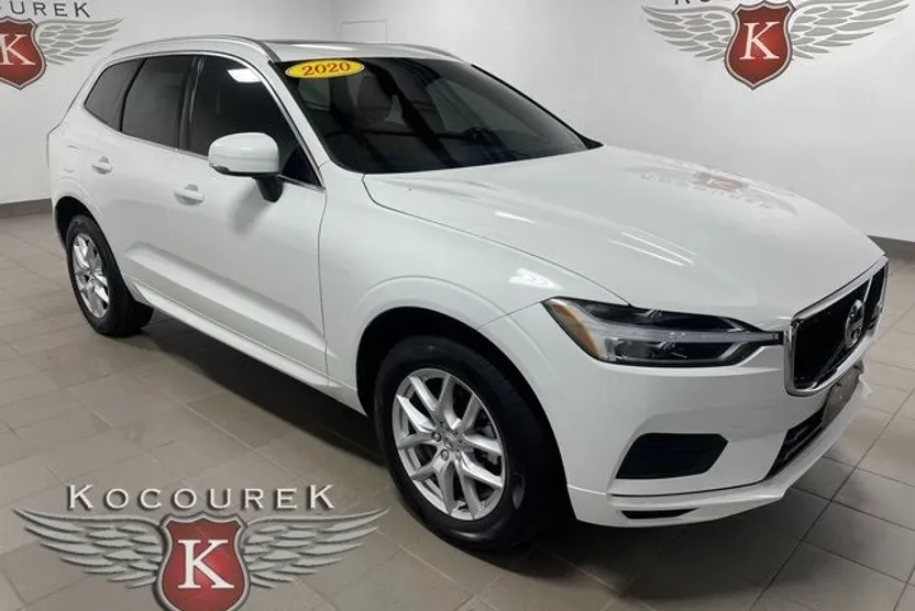 2020 Volvo XC60 T5 Momentum photo 1