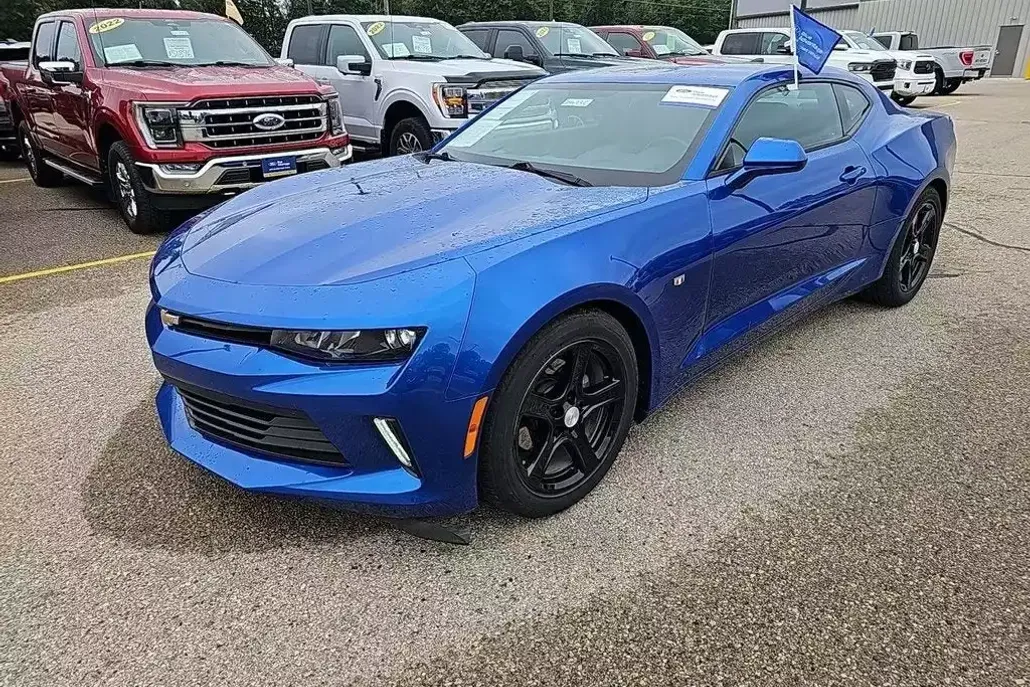 2018 Chevrolet Camaro 1LS photo 1