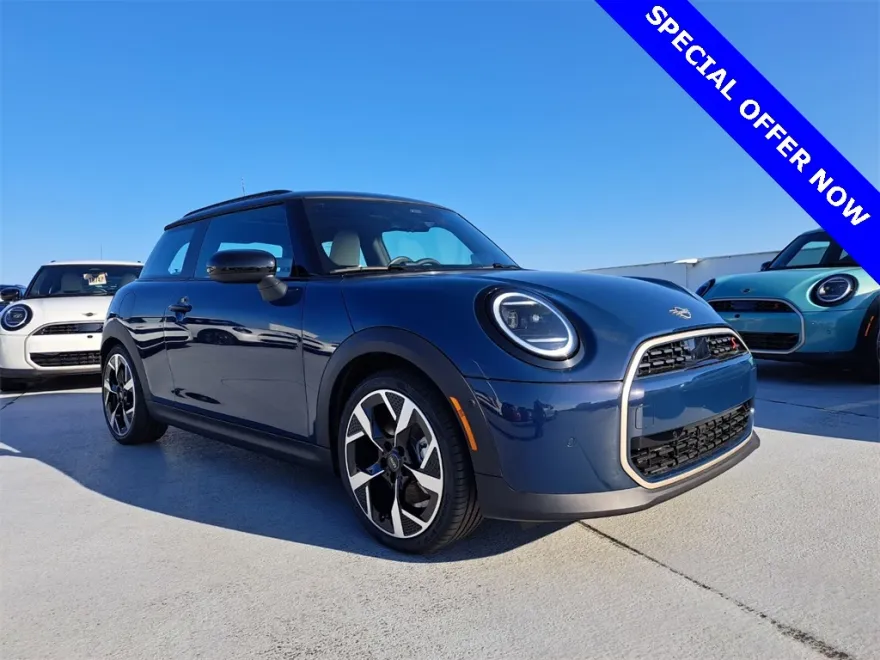2025 Mini Cooper 2 Door Hardtop Signature photo 1