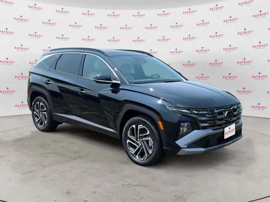 2025 Hyundai Tucson Hybrid Limited photo 1