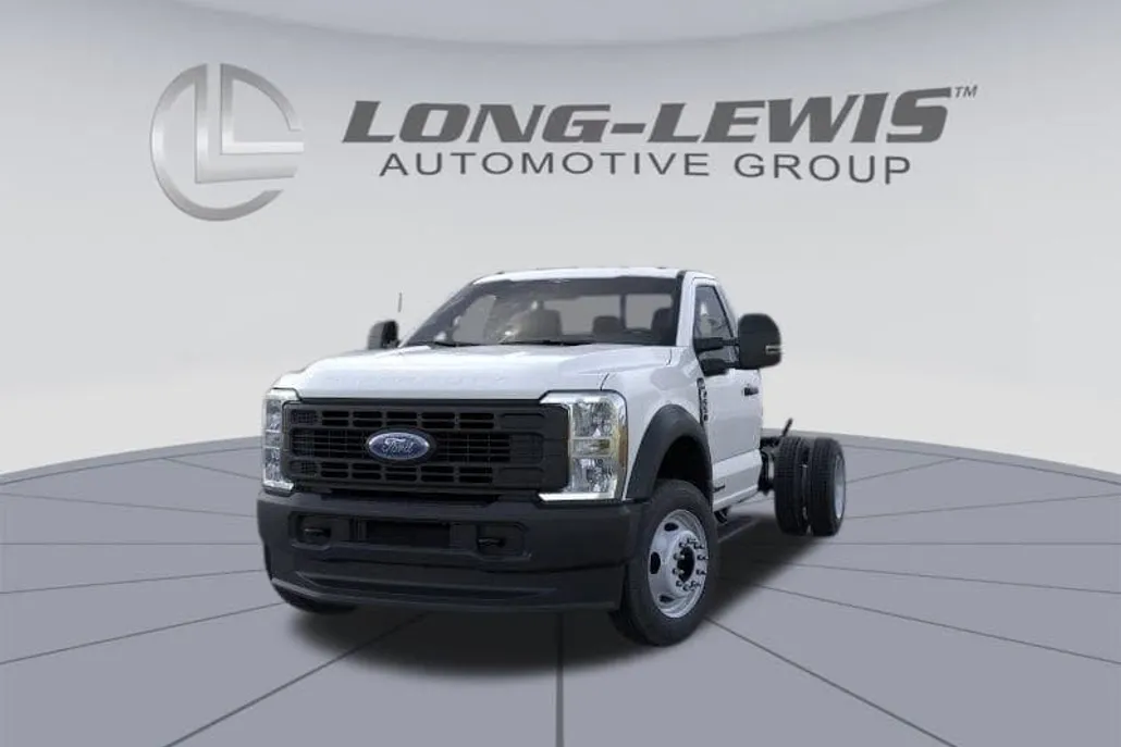 2026 Ford F-550 photo 1