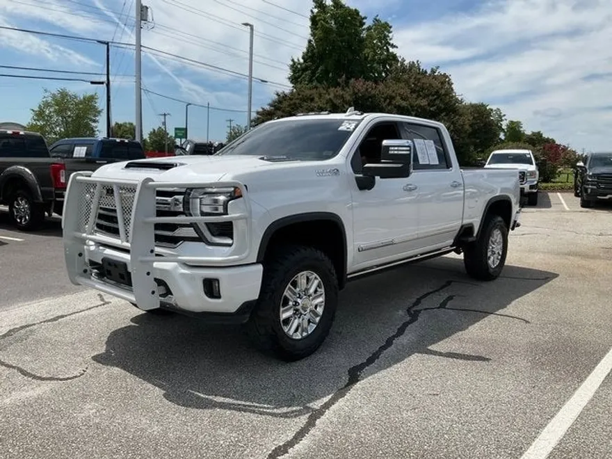 2024 Chevrolet Silverado 2500HD High Country photo 1