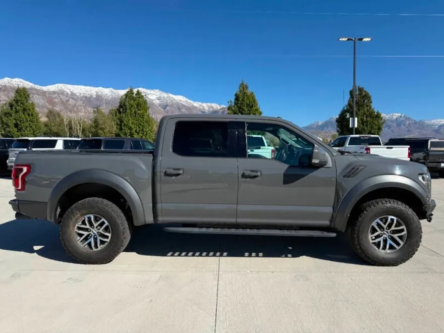 2018 Ford F-150 Raptor photo 1