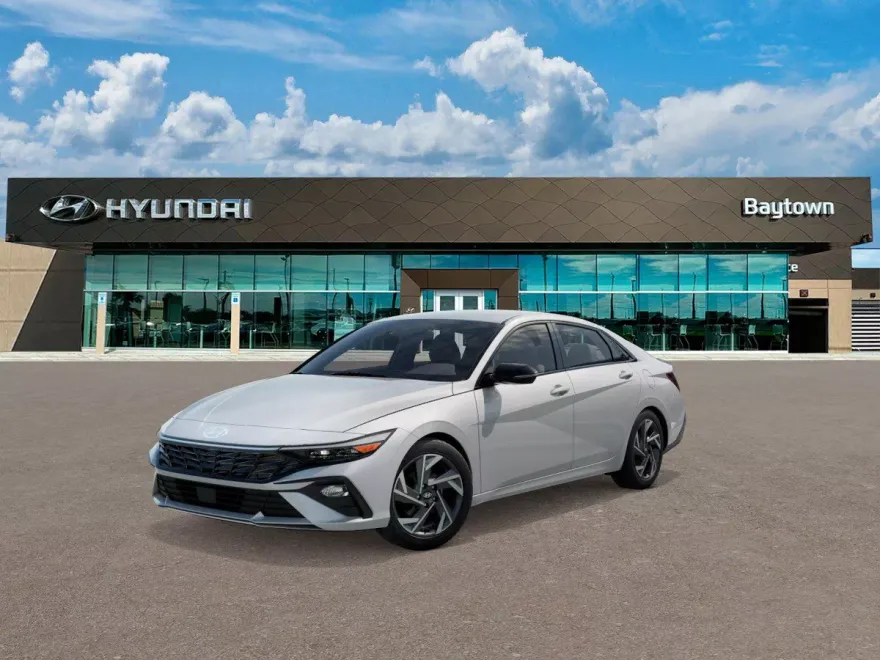 2025 Hyundai Elantra SEL Sport photo 1