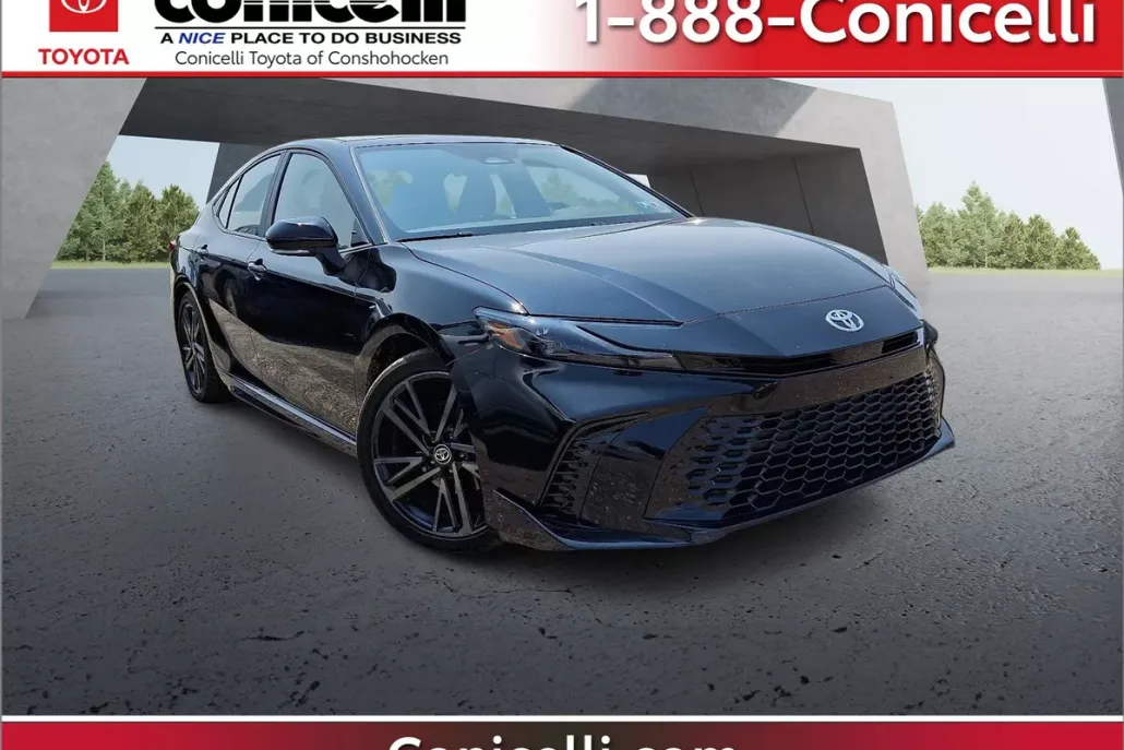2025 Toyota Camry XSE photo 1