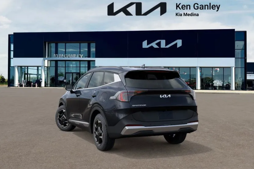 2026 Kia Sportage EX photo 1