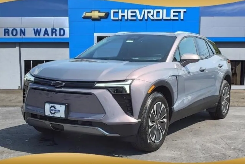 2024 Chevrolet Blazer EV photo 1