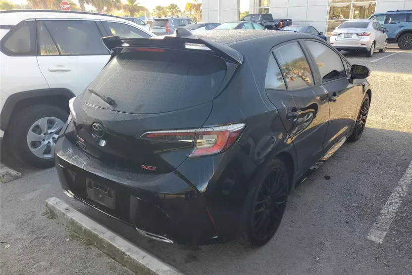 2019 Toyota Corolla XSE photo 1