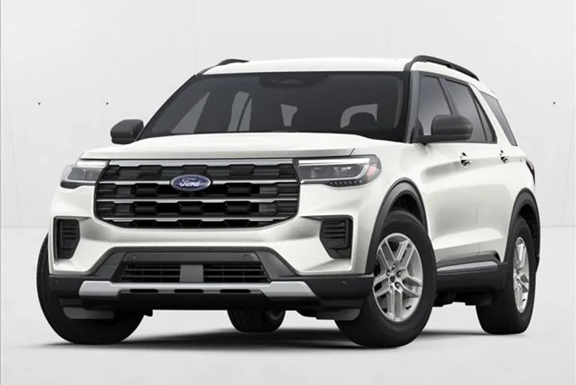2025 Ford Explorer photo 1