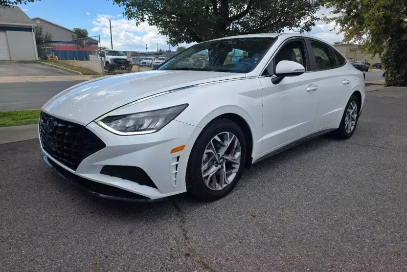 2020 Hyundai Sonata Convenience SEL Premium photo 1