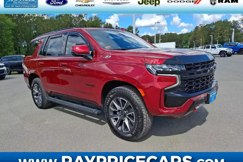2023 Chevrolet Tahoe Z71 photo 1