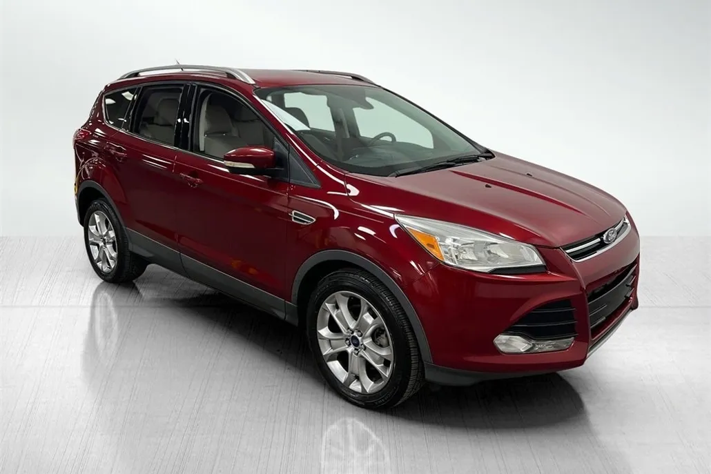 2014 Ford Escape Titanium photo 1
