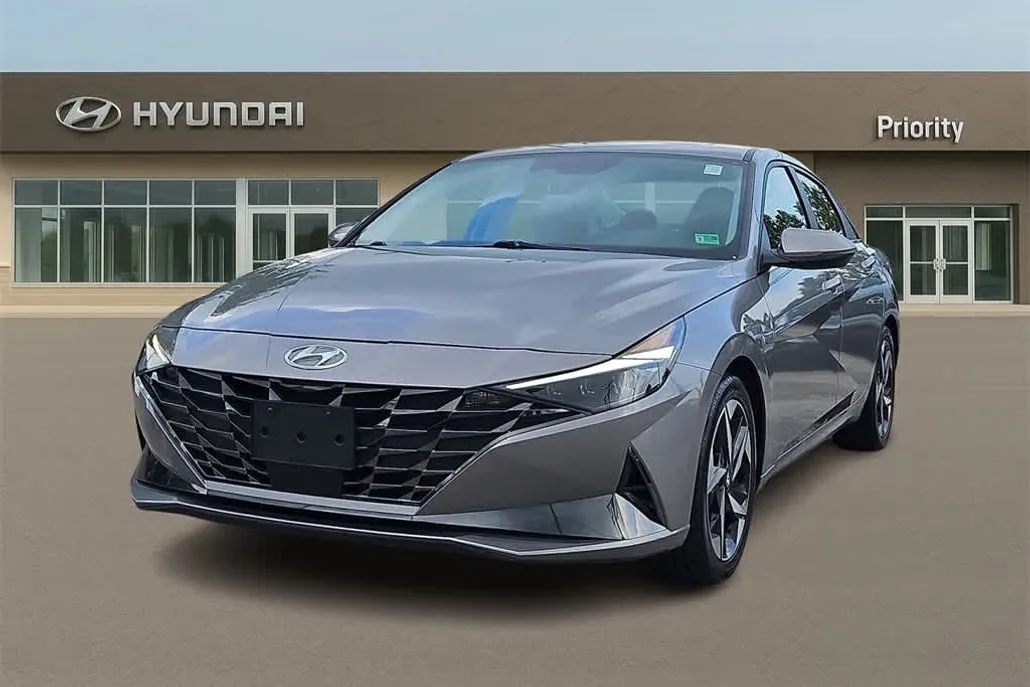 2023 Hyundai Elantra Limited photo 1
